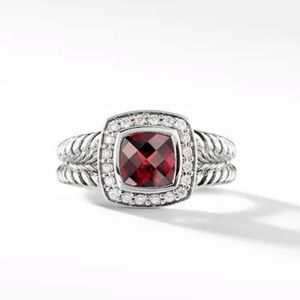 Petite Albion David Yurman Ring with Bag